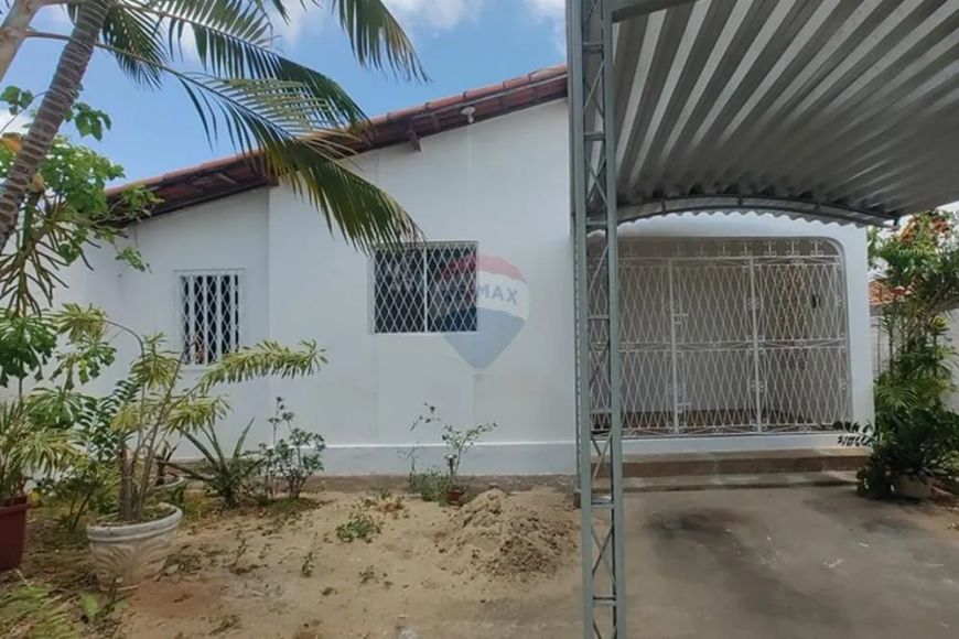 Casa Espaçosa em Igapó, Natal - Aceita Financiamento. Visite Já!