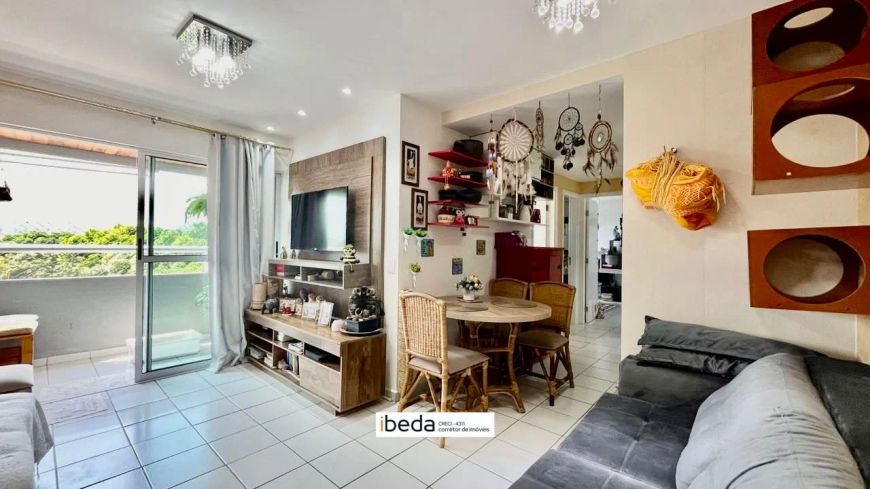 Apartamento com 2 quartos à venda em Natal