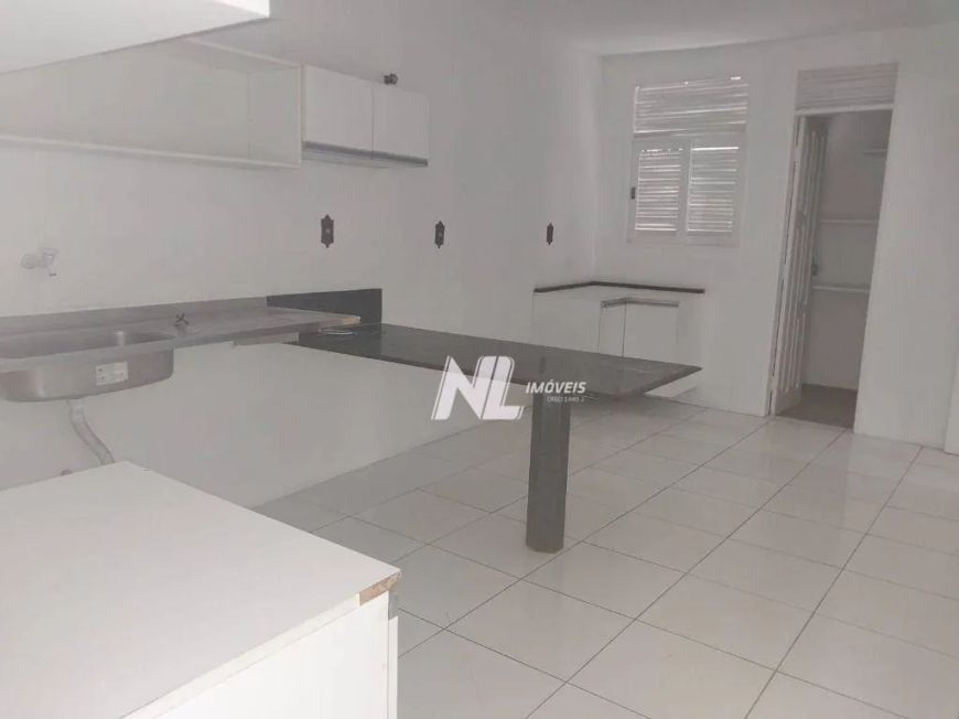 Casa com 4 dormitórios para alugar, 150 m² por R$ 2.000,00/mês - Alecrim - Natal/RN