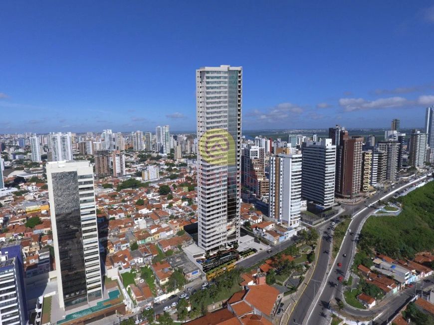 Apartamento 04 suítes em Areia Preta