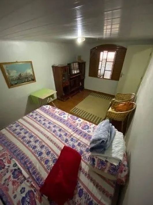 QR 410 Samambaia Norte Excelente casa de esquina com 3 quartos!