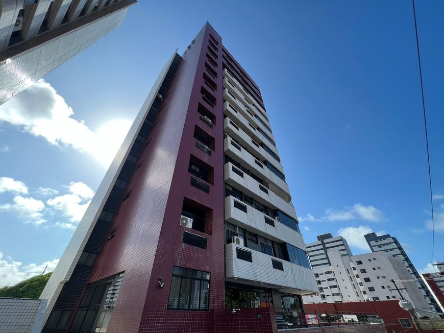 VENDO Belíssimo apartamento com 194m² com 4 quartos no bairro do Tirol Tirol - Natal - RN.