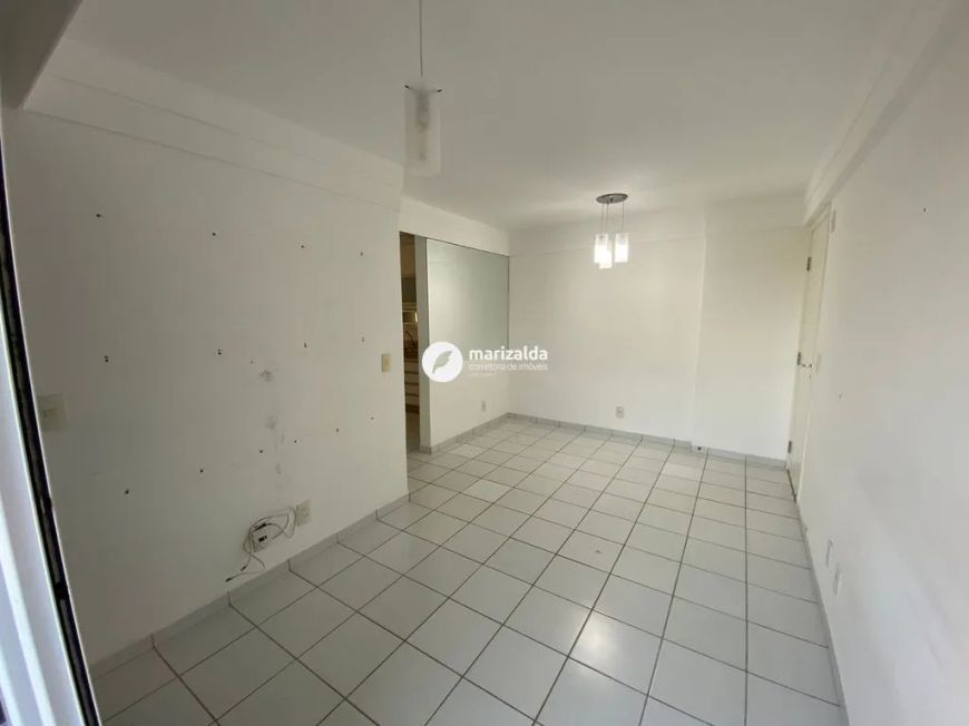 Apartamento à venda em Ponta Negra, Natal.