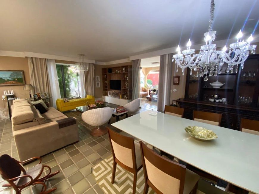 Casa para Venda em Natal, Lagoa Nova, 4 dormitórios, 1 suíte, 3 banheiros, 4 vagas