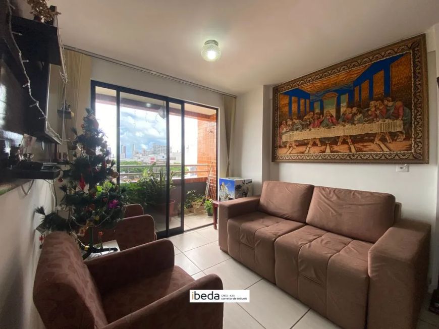 Apartamento com 3 quartos à venda em Natal