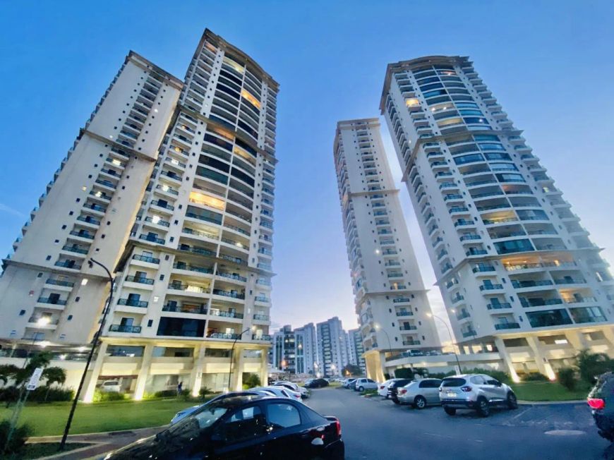 Apartamento 3 Quartos para Venda em Natal, CANDELÁRIA, 3 dormitórios, 3 suítes, 4 banheiros, 2 vagas