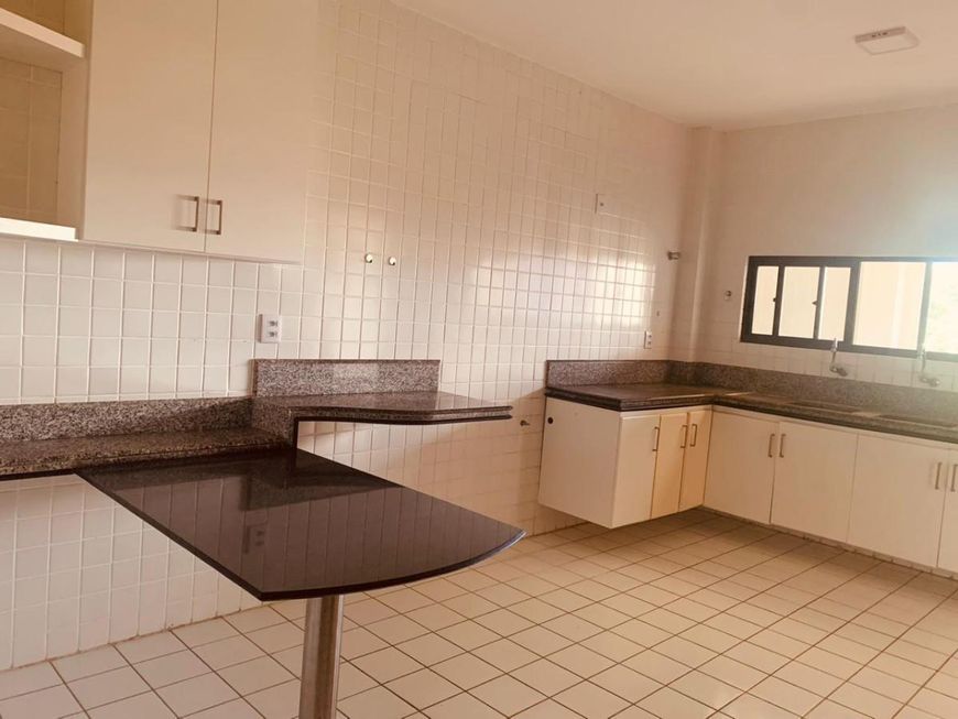 Apartamento para Venda em Natal, Morro Branco, 3 dormitórios, 3 suítes, 5 banheiros, 2 vagas