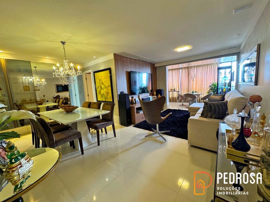 Apartamento com 123 m2 - 3 suítes - Golden Green Candelária - Andar alto - Financiável - 2 vagas