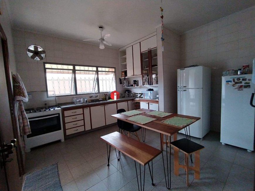 Casa Térrea no Bairro Jardim Bela Vista