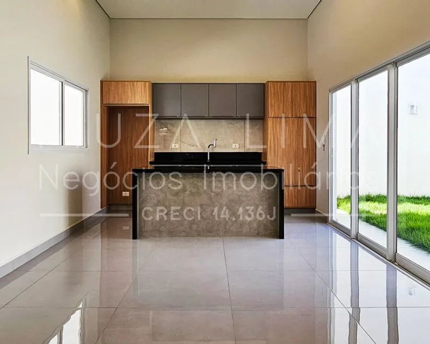 Casa para Venda em Campo Grande, Parque Residencial Rita Vieira, 3 dormitórios, 1 suíte, 2 banheiros