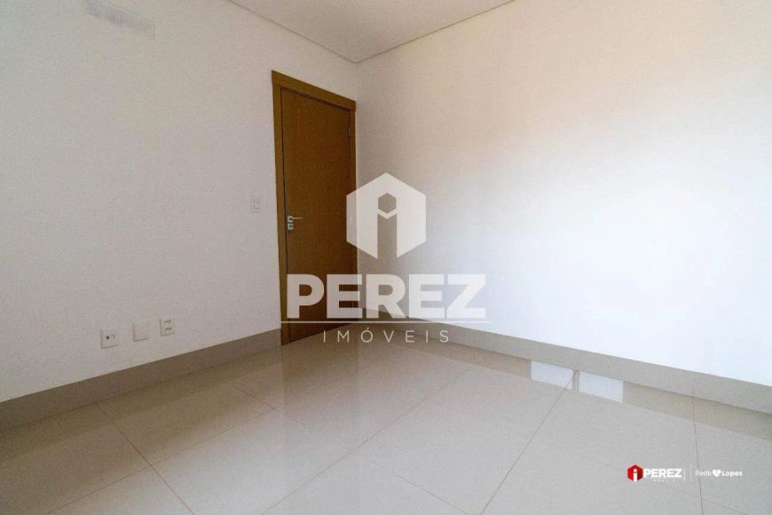 Apartamento no Edificio Three Tower
