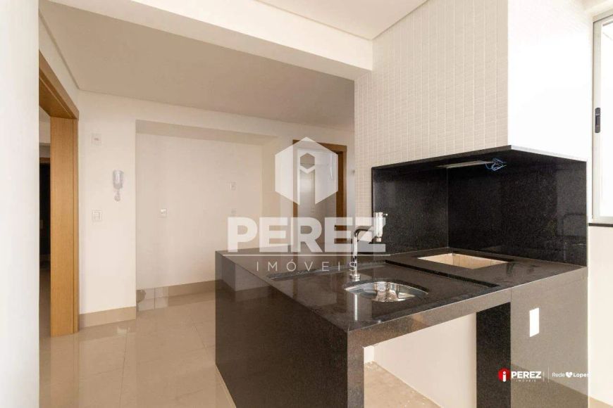Apartamento no Edificio Three Tower