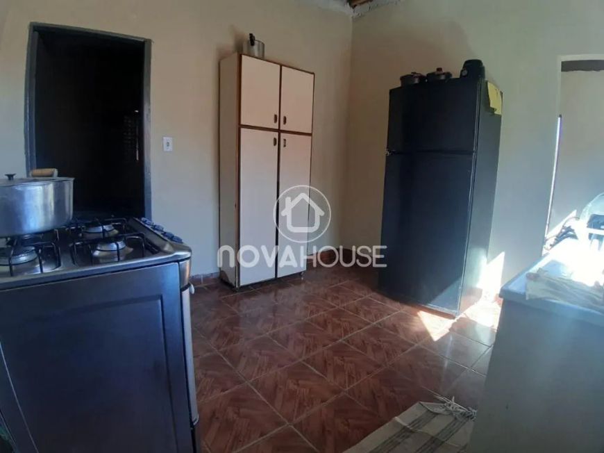 LINDA CASA NOVA LIMA EM TERRENO INTEIRO