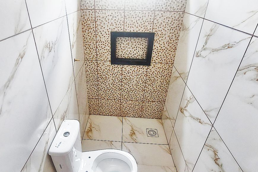 Casa para venda com 60 metros quadrados com 2 quartos