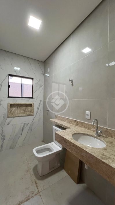 Casa a Venda no Aero Rancho com 3 Dormitórios codigo: 96492