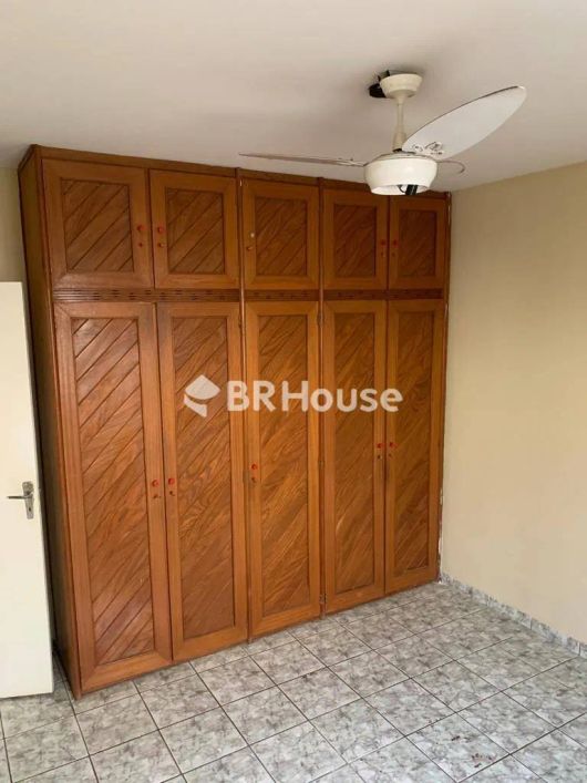Jardim Imá | Casa 5 quartos, sendo 1 suite
