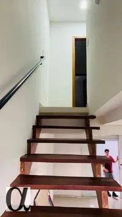 SOBRADO TODO REFORMADO - RUA TOKIO - VILA PALMIRA