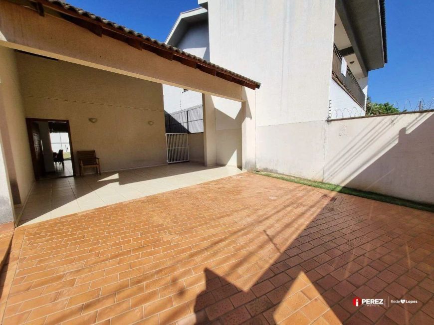 Sobrado na Vila Rosa Pires