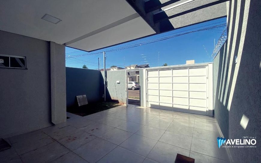 Com Piscina e 3 Suítes.