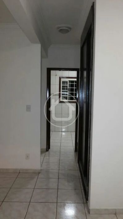 SOBRADO 03 QUARTOS COM SUITE