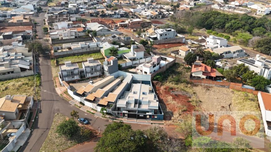 Casa Nova com 3 Quartos em Vila Nasser, Campo Grande 135M² e 2 Suítes