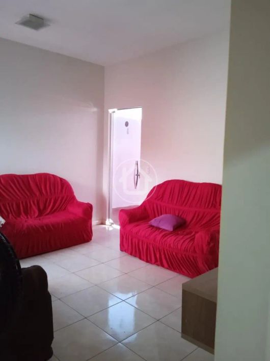 CASA COM 3 DORMITÓRIO E GOURMET