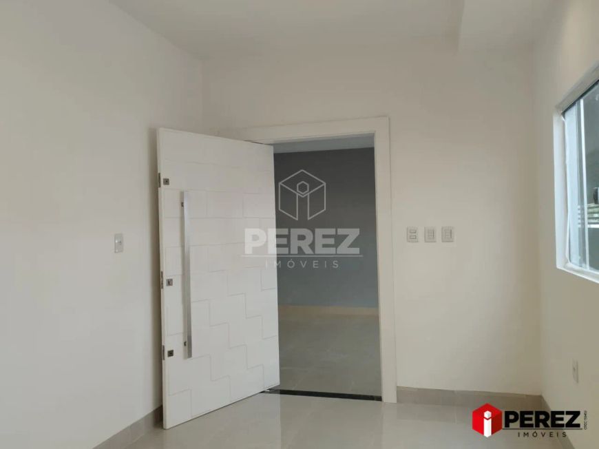 Casa Térrea no Bairro Vila Alba.