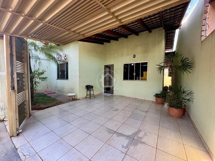 CASA COM 3 QUARTOS - NOVOS ESTADOS
