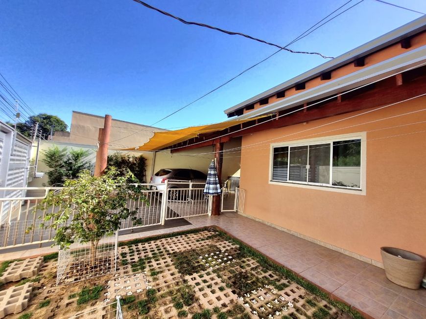 Casa de vila térrea para venda possui 135 metros quadrados com 3 quartos