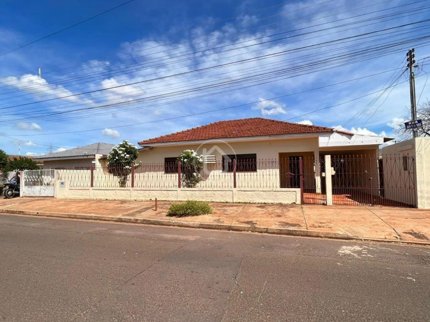 CASAS AMPLA PROX TERMINAL GUAICURUS