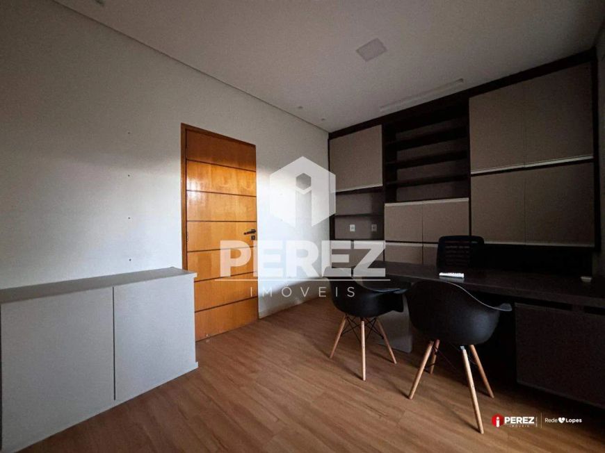 Casa Comercial no bairro Monte Carlo