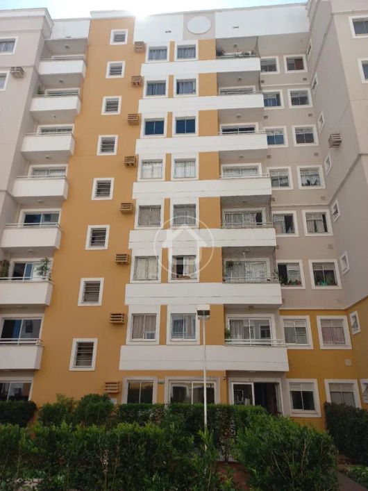 APARTAMENTO NO PIAZA DO BOSQUE