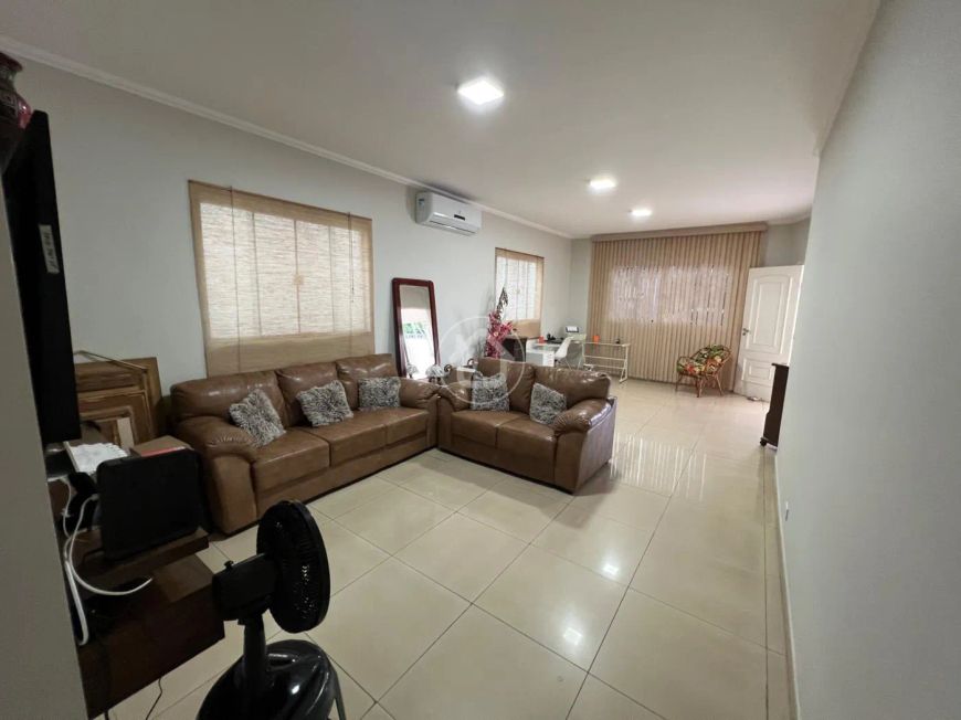 CASA CABREUVA COM 02 SUITES