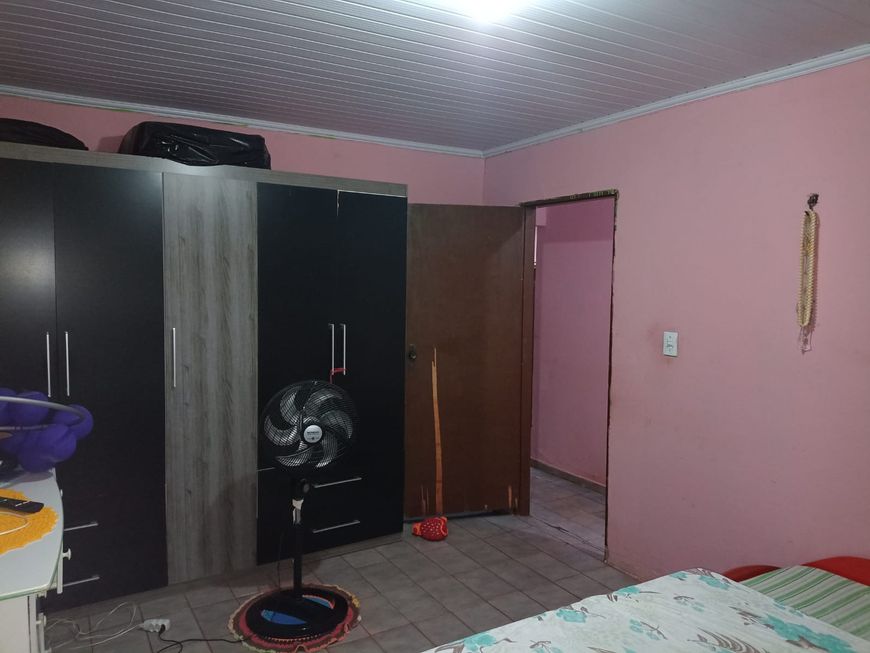 Térrea para venda possui 90 metros quadrados com 3 quartos