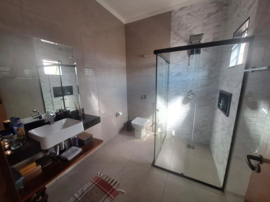 Térrea para venda tem 150 metros quadrados com 3 quartos em Jardim Campo Belo - Campo Grande - MS