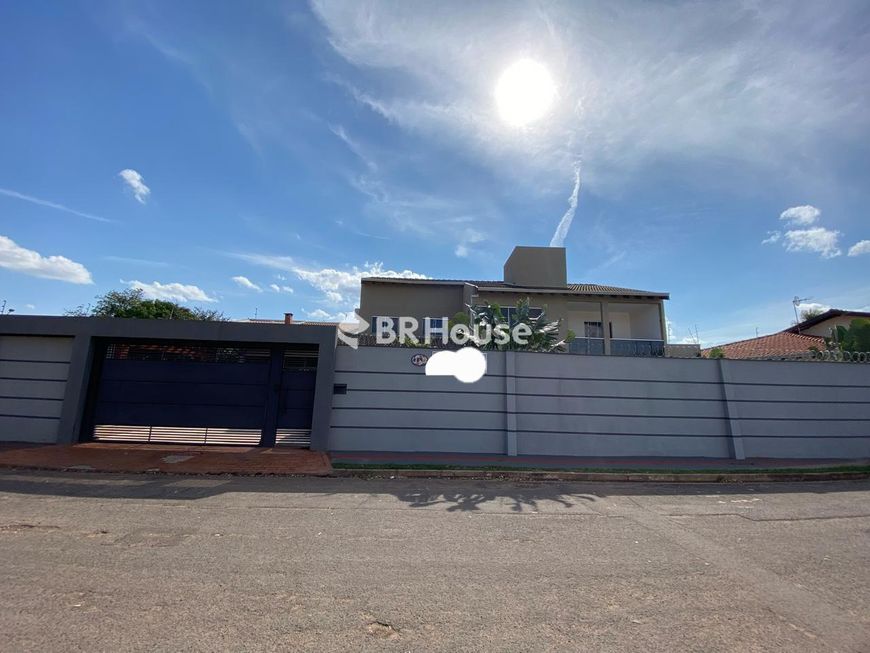 Vila Flório | Sobrado 3 quartos, sendo 2 suites