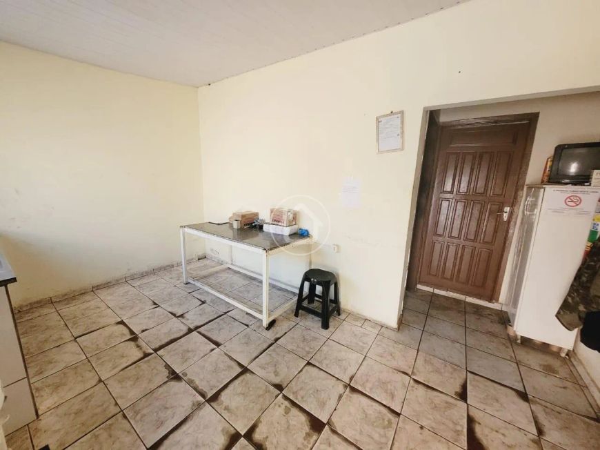 CASA/TERRENO NO ASFALTO