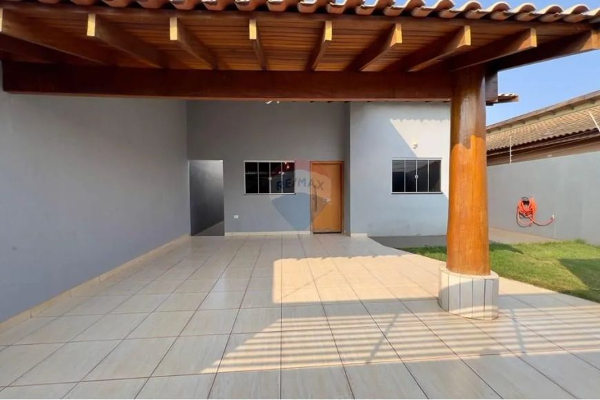 Casa com 1 suíte e 2 dormitórios no União