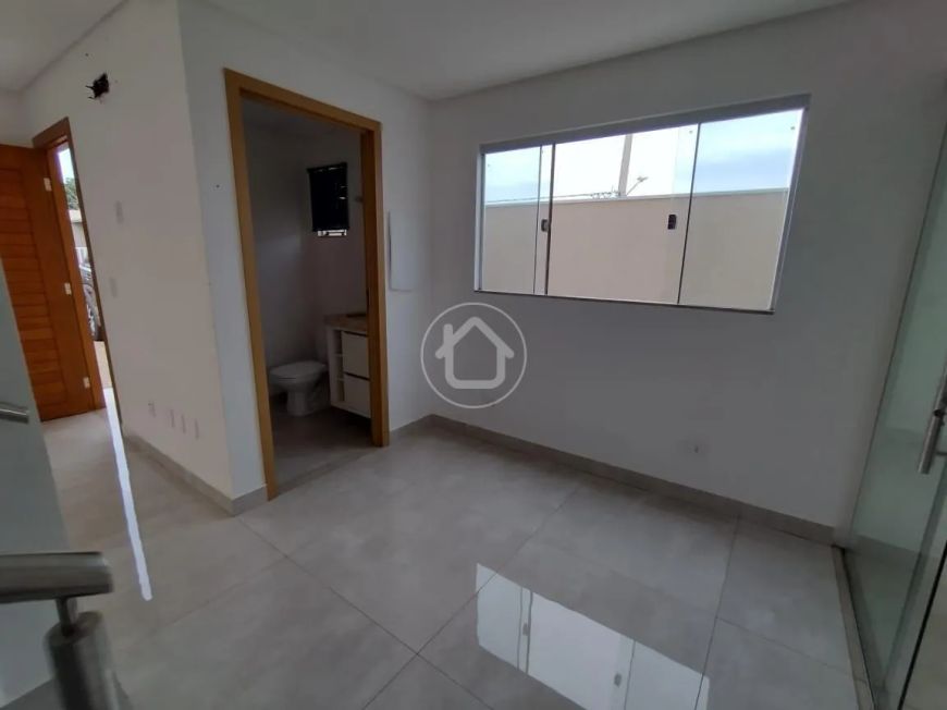 SOBRADO 1 SUITE COM CLOSET - SEMINÁRIO
