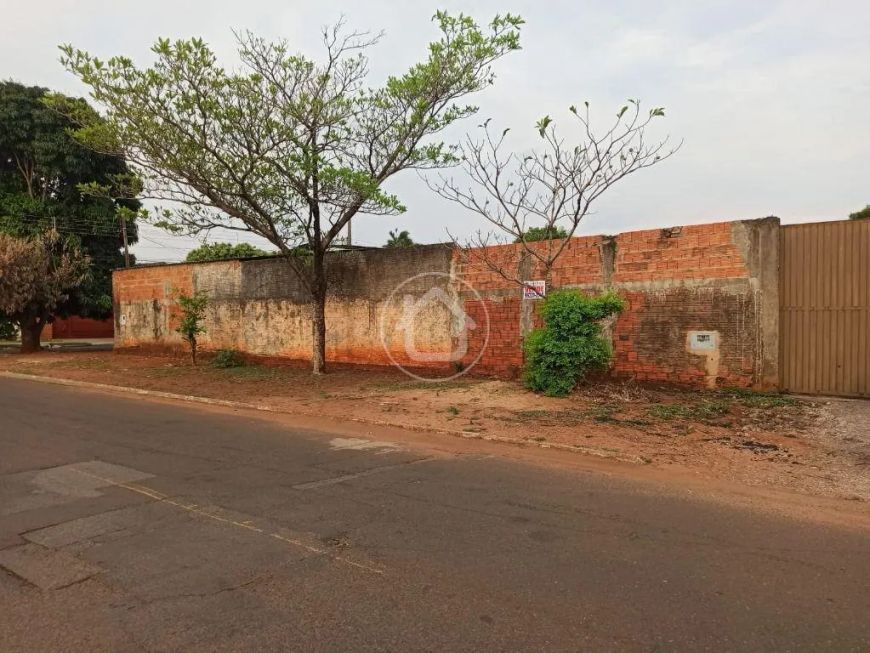 TERRENO EM ÓTIMA LOCALIZAÇÃO