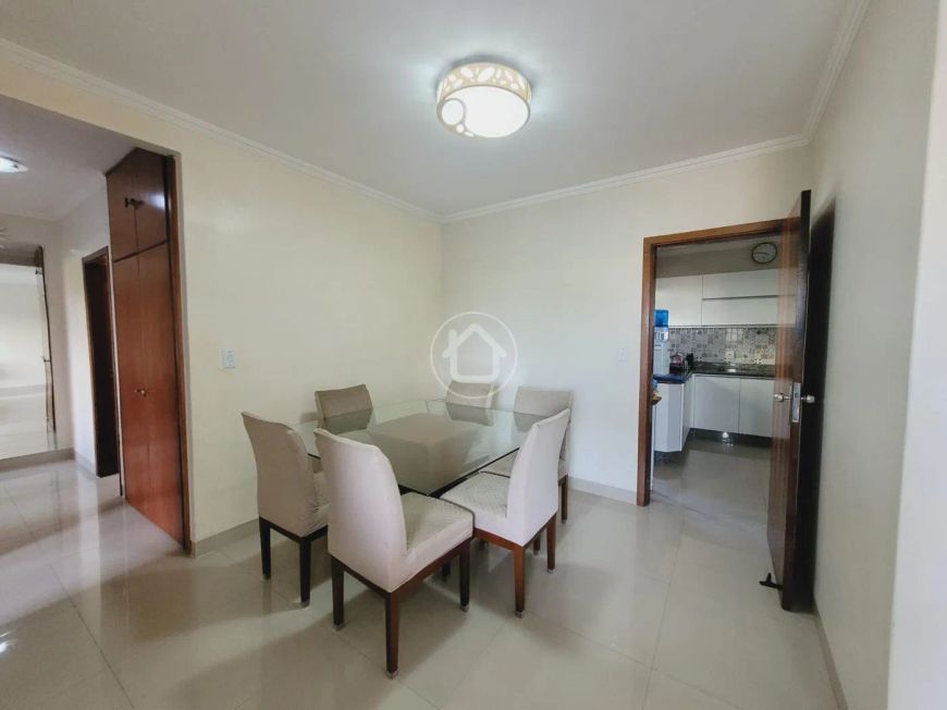 APARTAMENTO COM 3 DORMITÓRIOS TODO REFORMADO