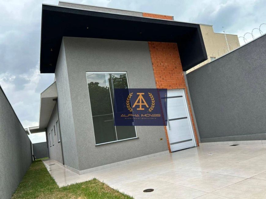 Casa com 3 quartos - Agua Limpa Park