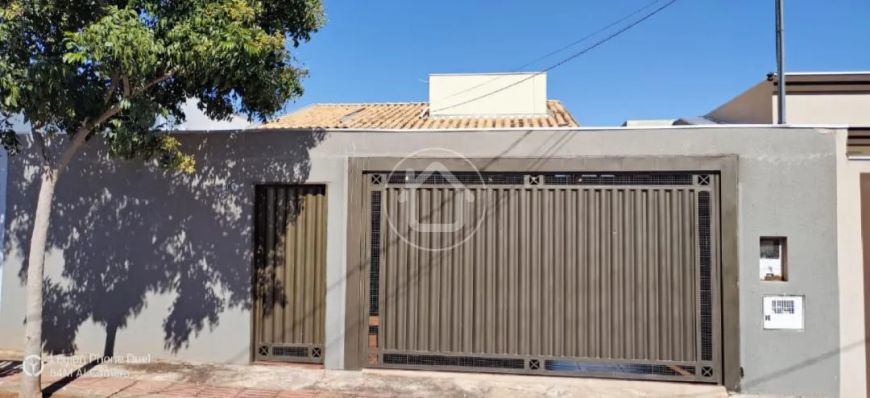 CASA COM 3 DORMITORIOS BAIRRO SIRIO LIBANES