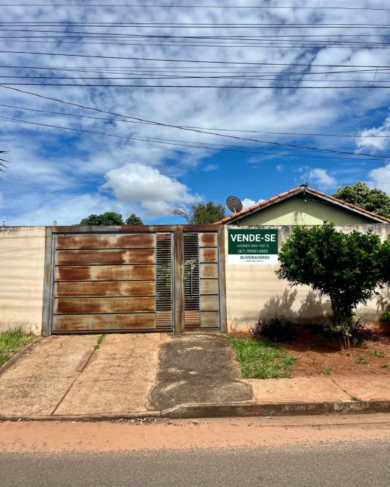 Casa no Jd Tijuca Campo Grande/ MS - Terreno amplo!