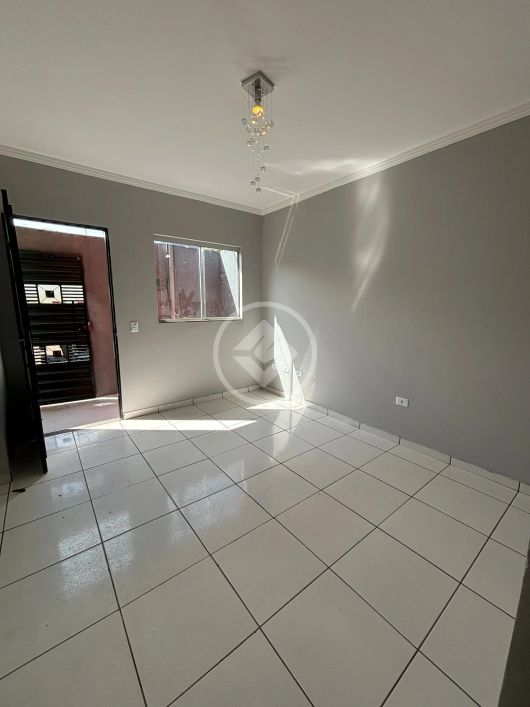 Casa com 03 dormitórios em Avenida no Santa Luzia! codigo: 101618