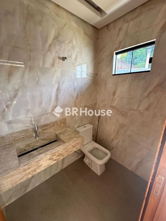 Casa para venda com 3 quartos em Vila Taveirópolis 125m²