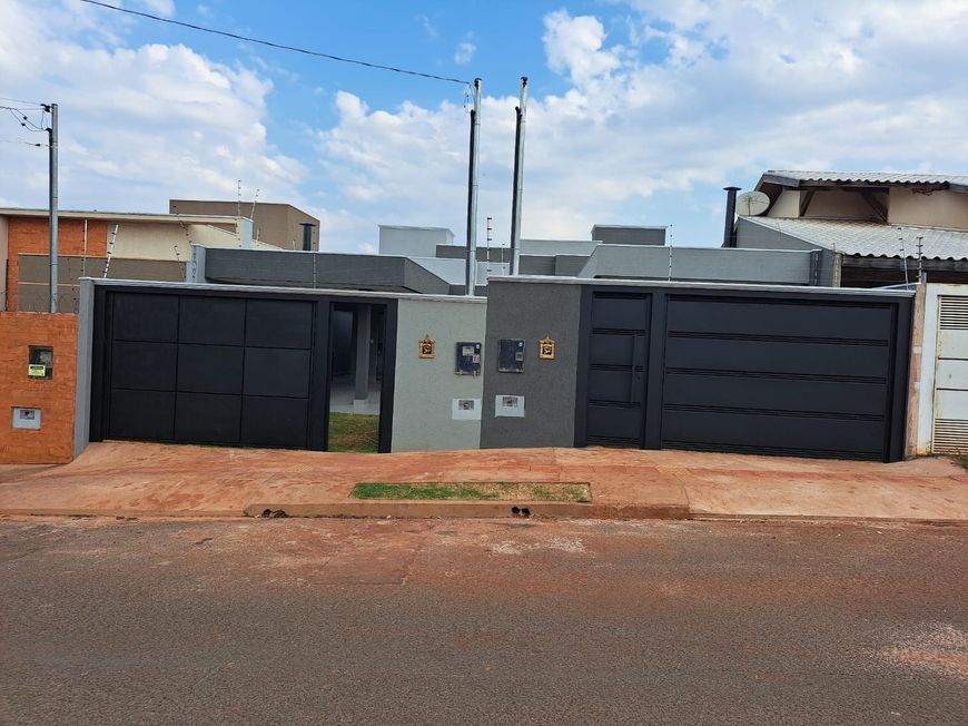 Térrea para venda possui 106 metros quadrados com 3 quartos em Água Limpa Park - Campo Grande - MS