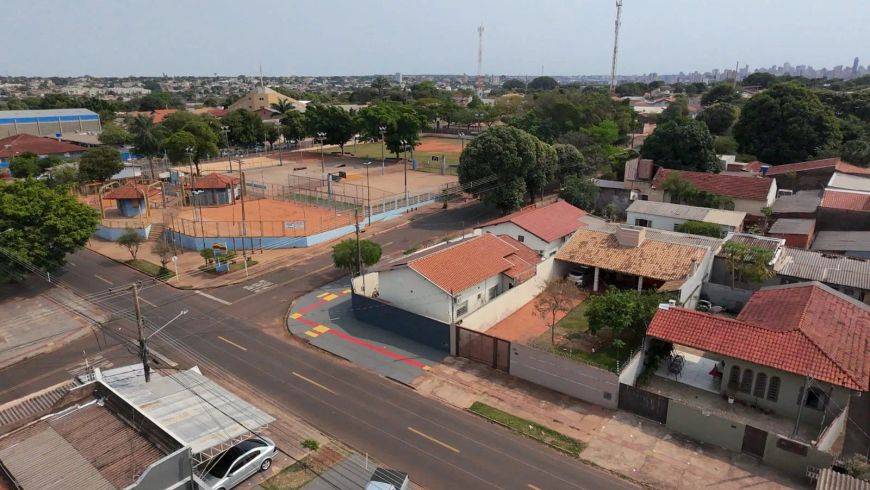 Casa à Venda no Bairro Jockey Club – Excelente Localização R$ 470 Mil