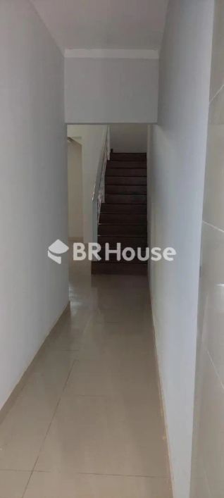 Bairro Seminário | Sobrado 3 quartos, sendo 1 suite