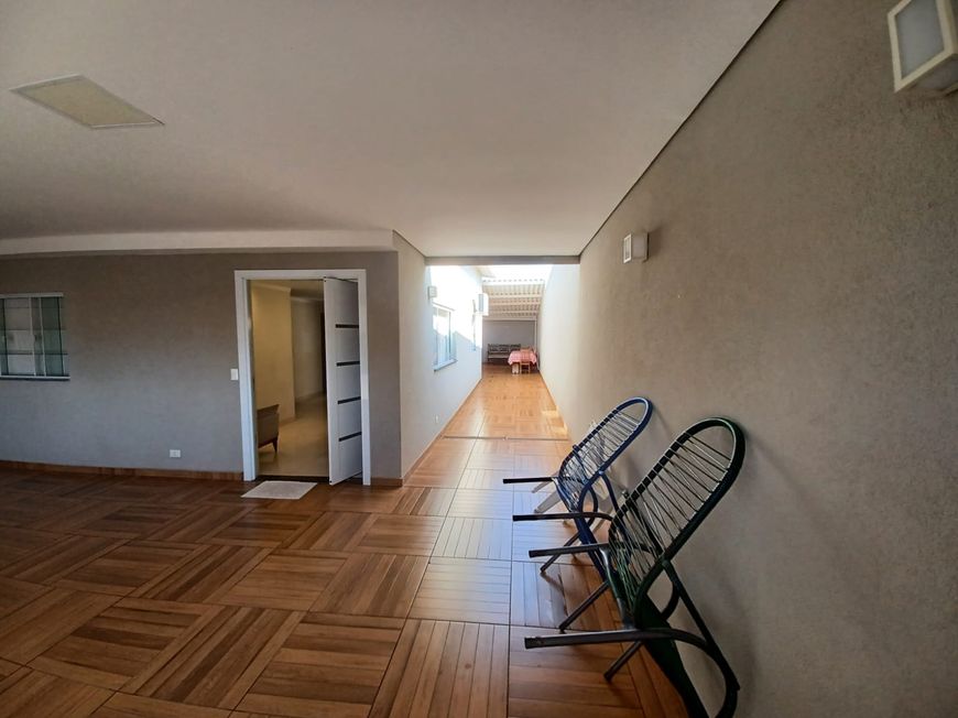 Térrea para venda possui 170 metros quadrados com 3 quartos
